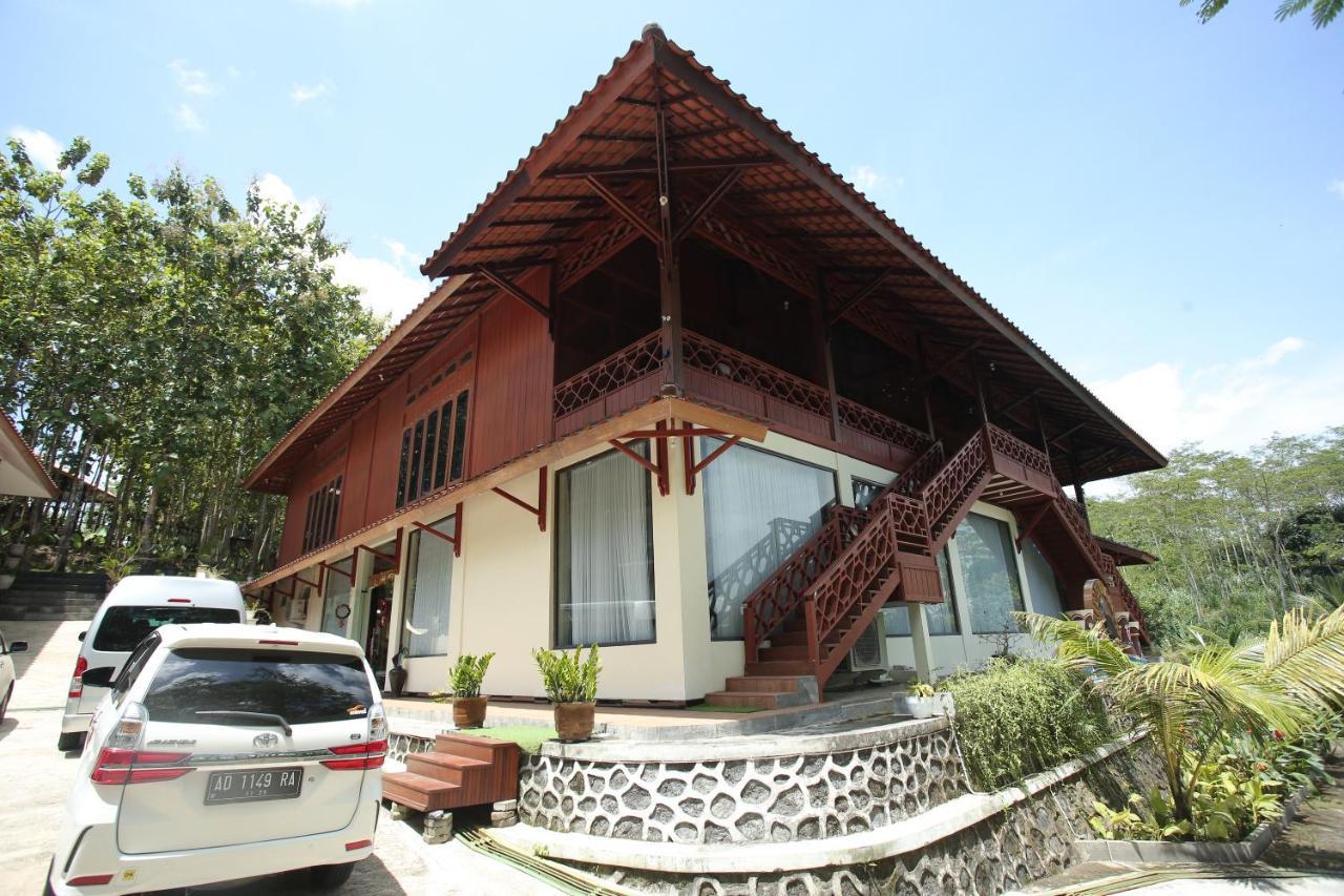 Kasuari Exotic Resort Магеланг Экстерьер фото