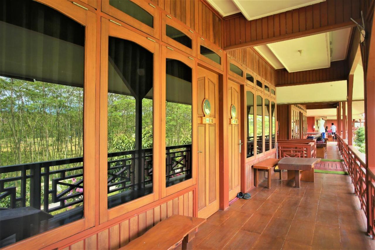 Kasuari Exotic Resort Магеланг Экстерьер фото